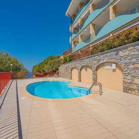 Incantevole Con Piscina Appartement *