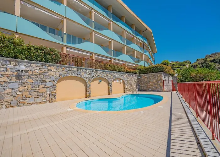 Apartamento Incantevole Con Piscina *